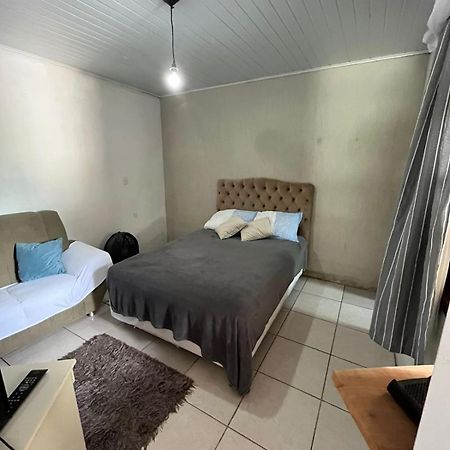 Casa Com Suite Блуменау Экстерьер фото